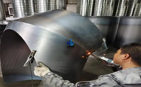 重庆碳钢风管加工厂分享不锈钢风管和碳钢风管有哪些相同的特点？(图1)