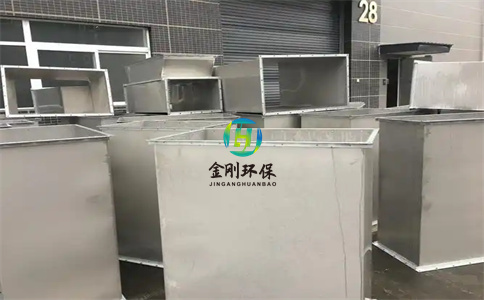 重庆不锈钢风管加工厂谈不锈钢风管在净化系统中的应用:(图1)